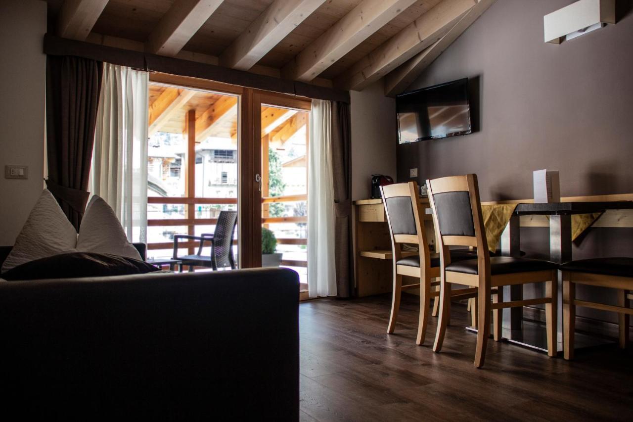 Dolcevita Ambiez B&B San Lorenzo Dorsino Luaran gambar