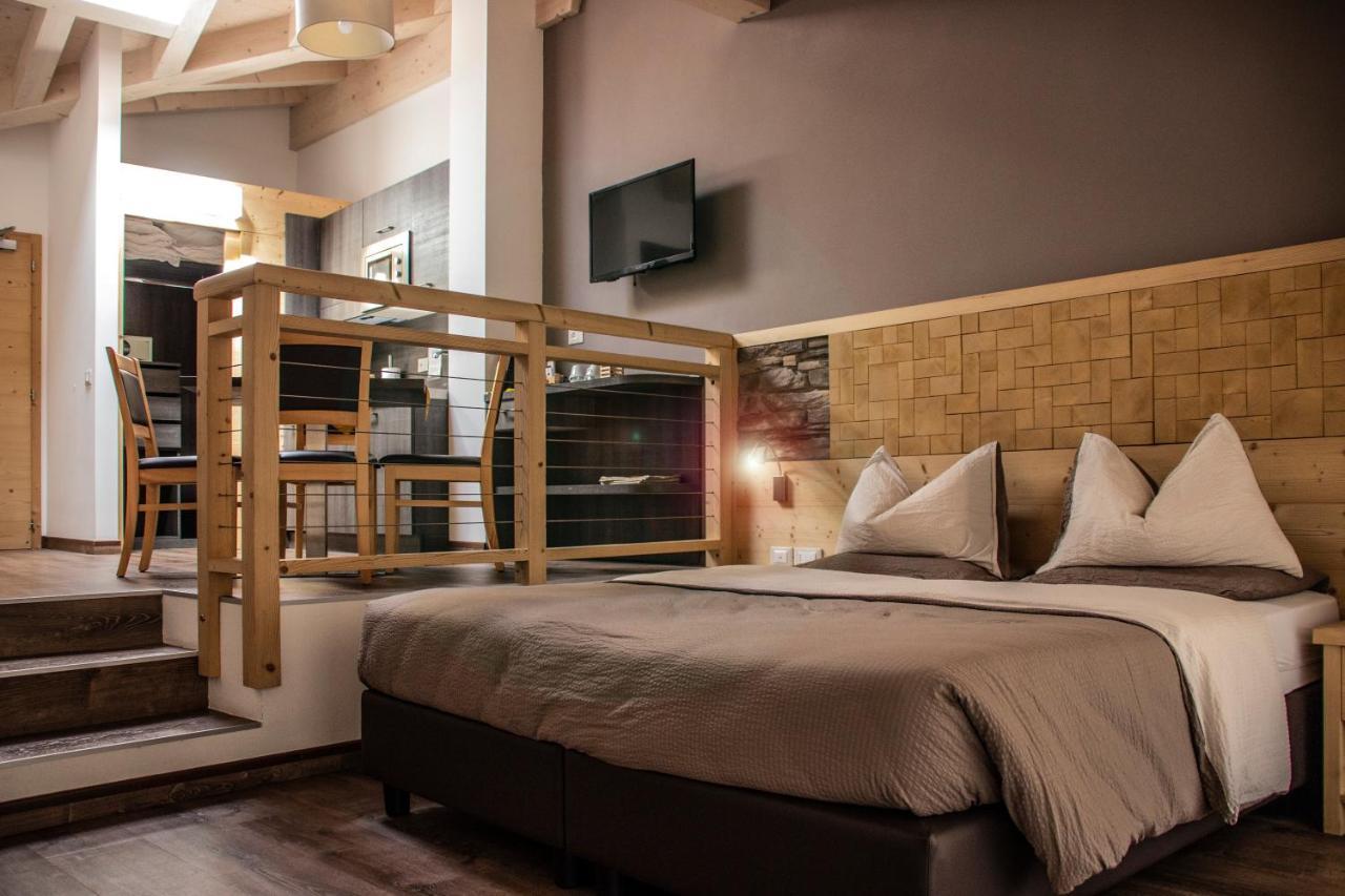 Dolcevita Ambiez B&B San Lorenzo Dorsino Luaran gambar