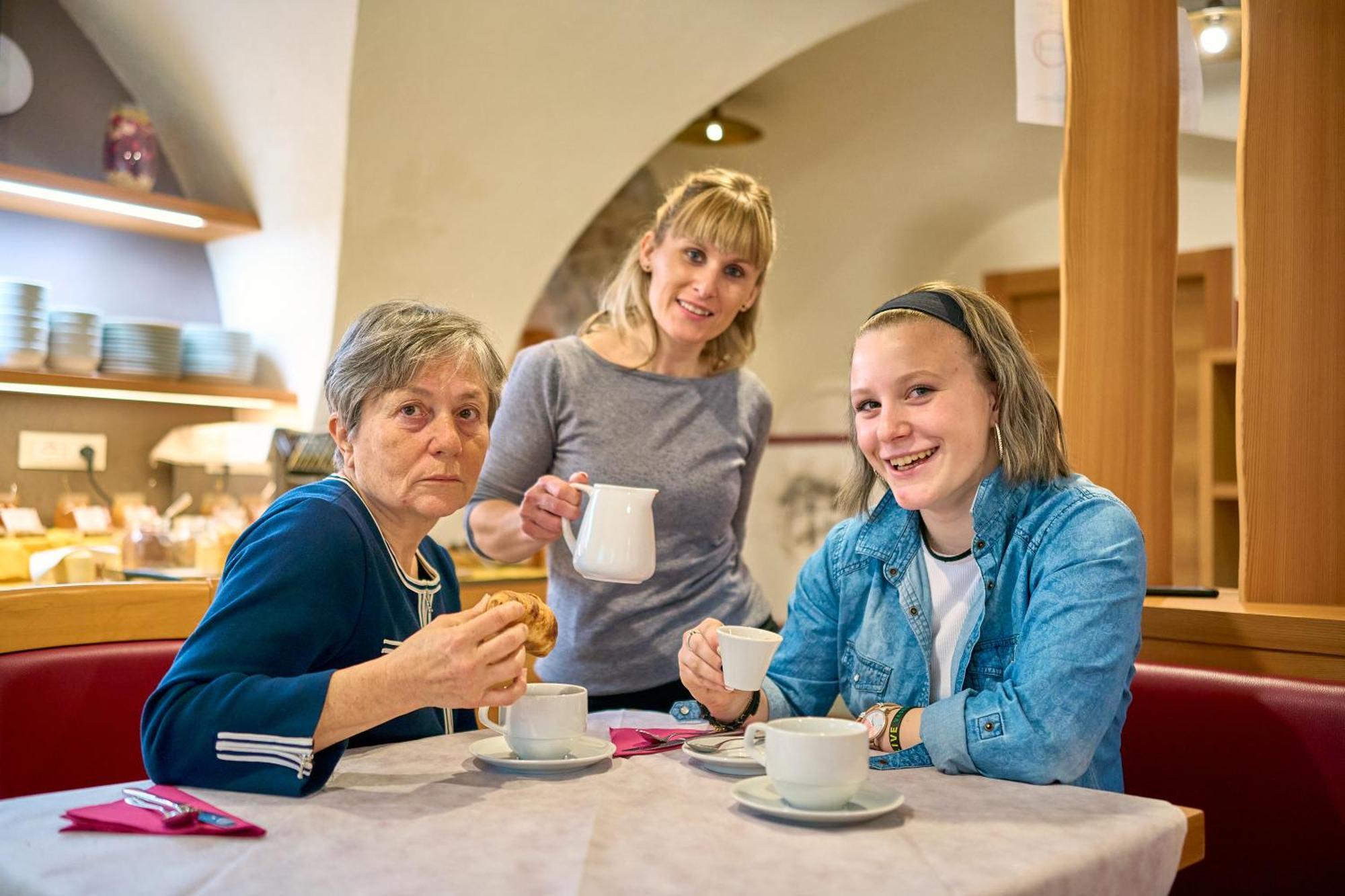 Dolcevita Ambiez B&B San Lorenzo Dorsino Luaran gambar