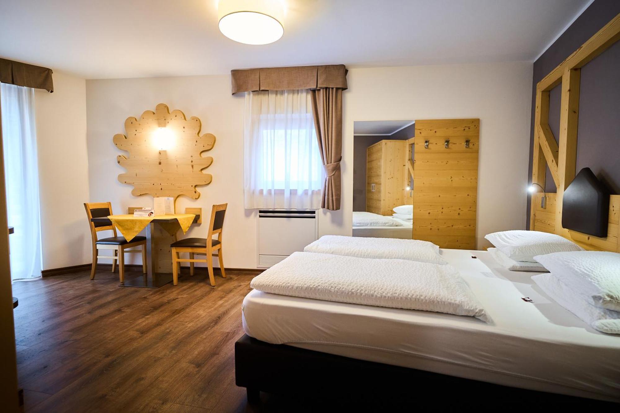 Dolcevita Ambiez B&B San Lorenzo Dorsino Luaran gambar