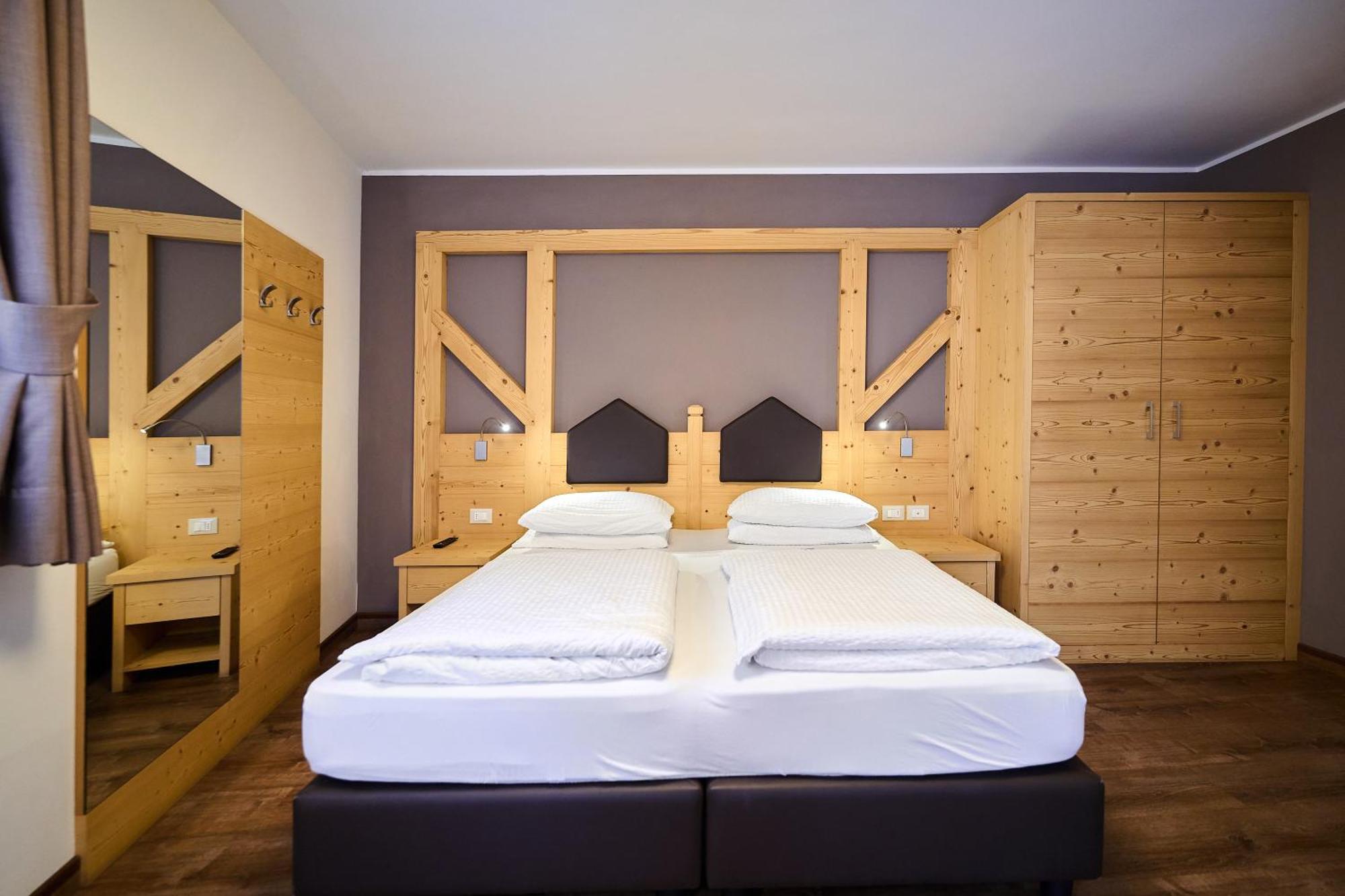 Dolcevita Ambiez B&B San Lorenzo Dorsino Luaran gambar