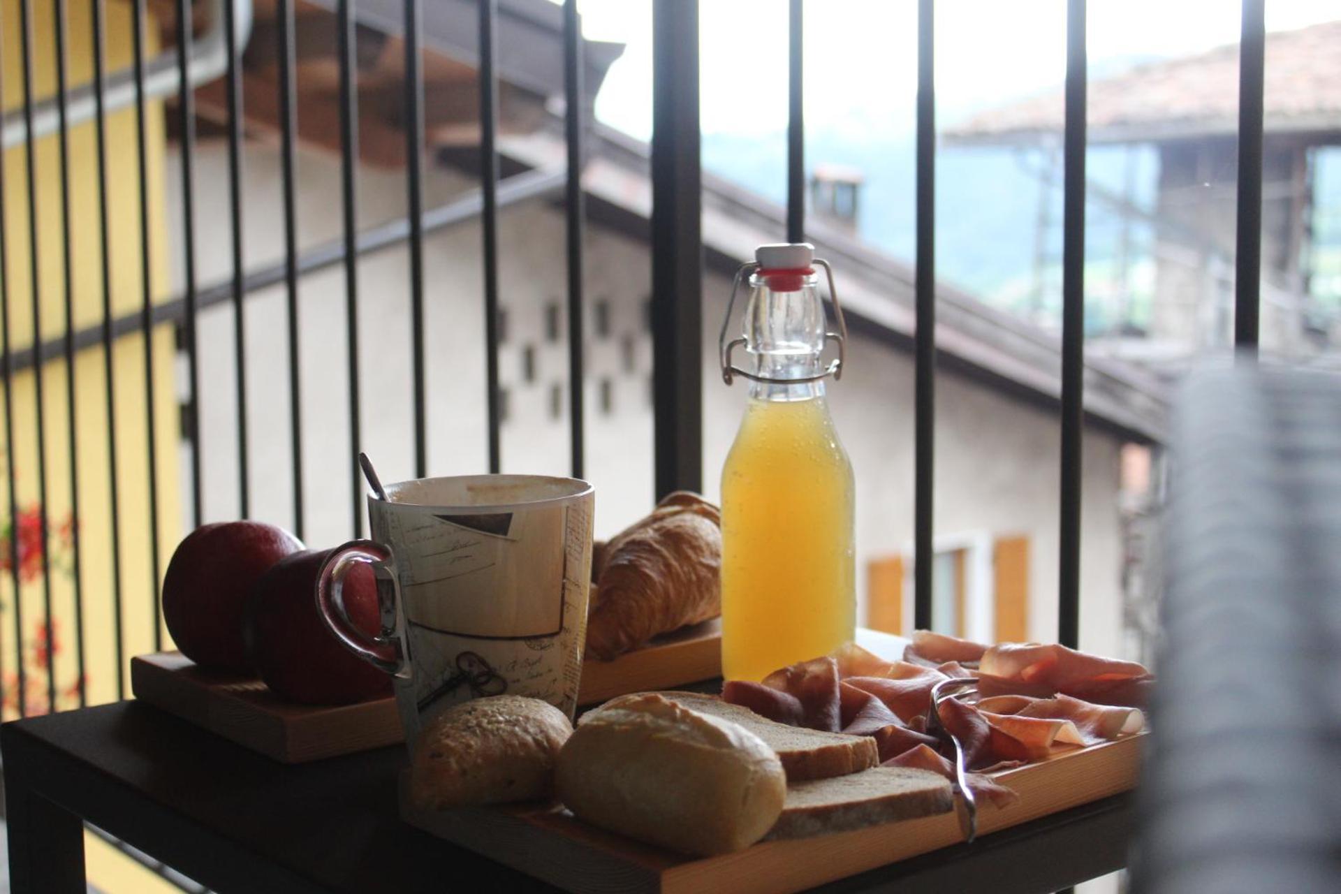 Dolcevita Ambiez B&B San Lorenzo Dorsino Luaran gambar