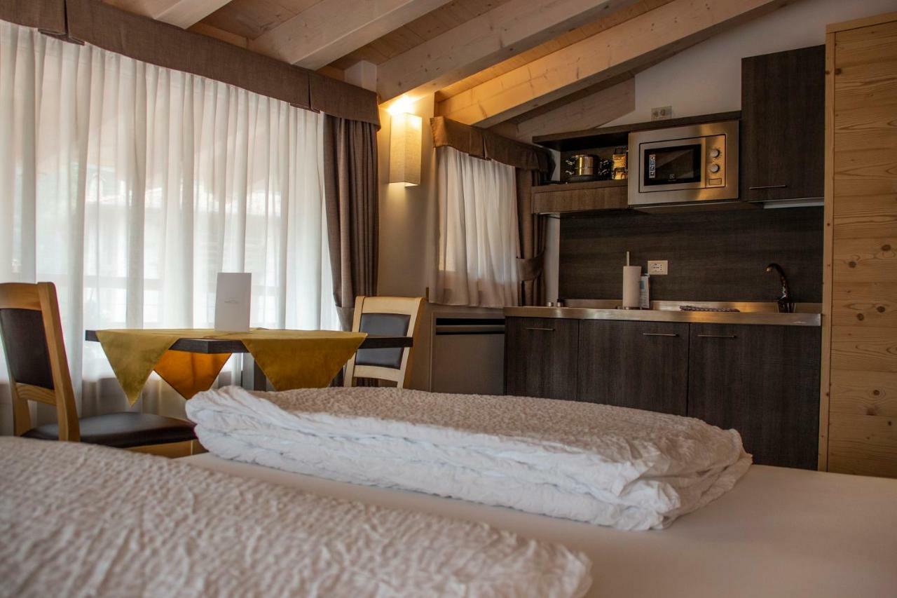 Dolcevita Ambiez B&B San Lorenzo Dorsino Luaran gambar