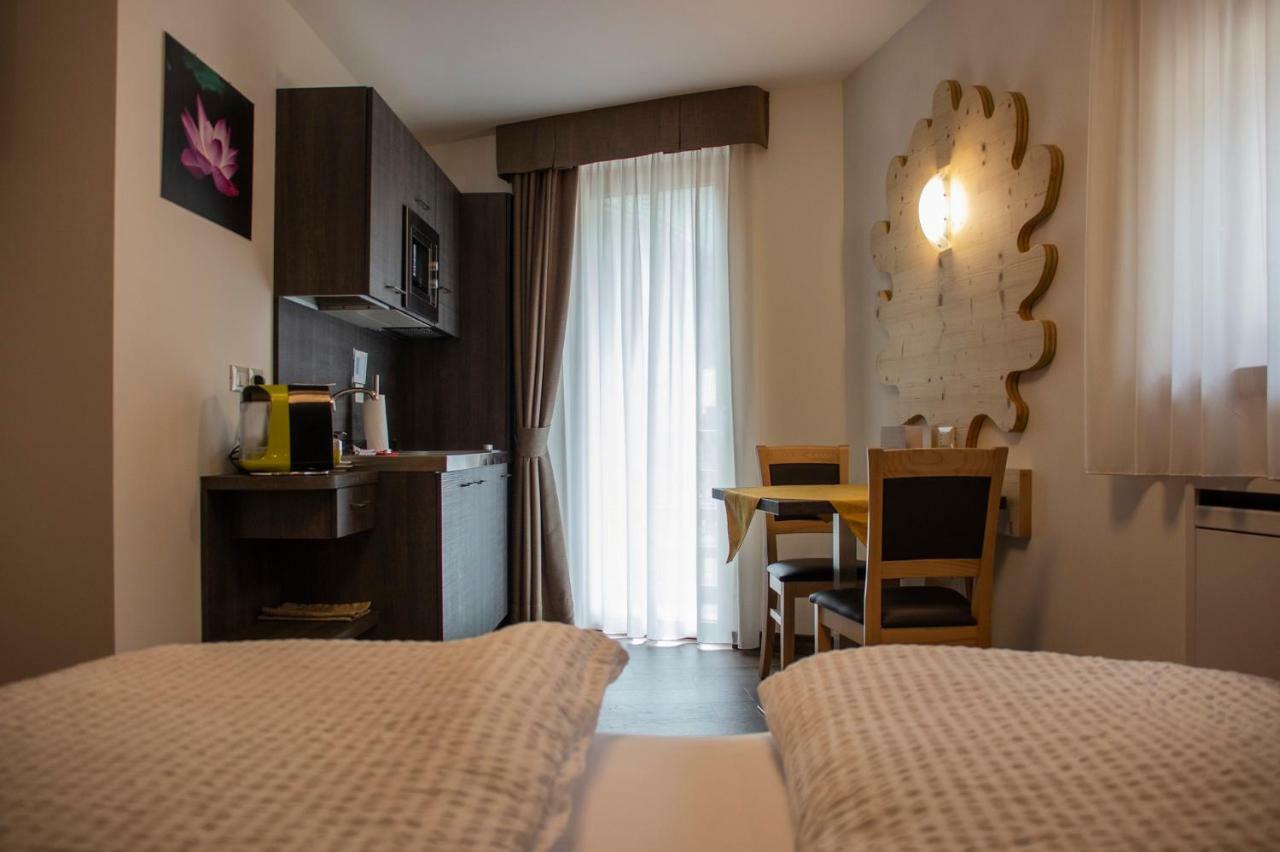 Dolcevita Ambiez B&B San Lorenzo Dorsino Luaran gambar