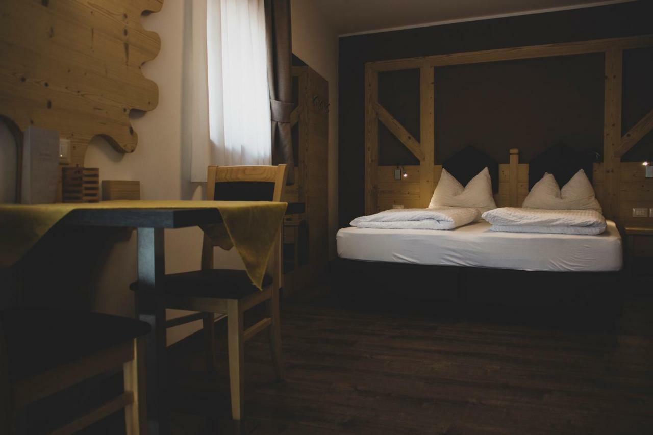 Dolcevita Ambiez B&B San Lorenzo Dorsino Luaran gambar